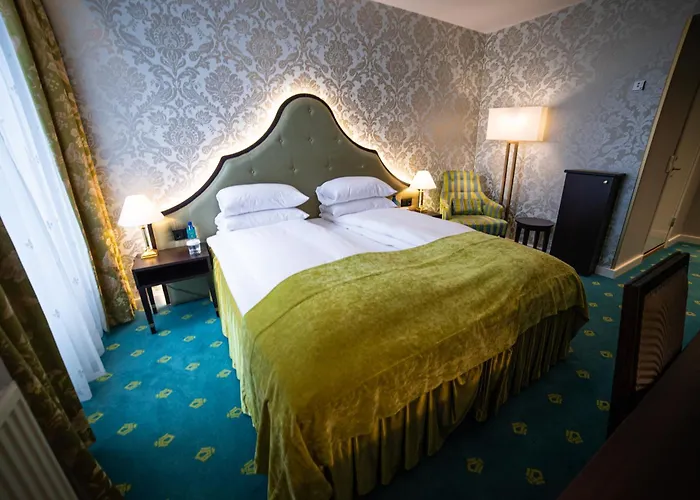 Hotel Bristol